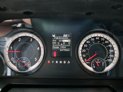 Used 2018 RAM 2500 Tradesman w/ Chrome Appearance Group AWD/4WD image 27