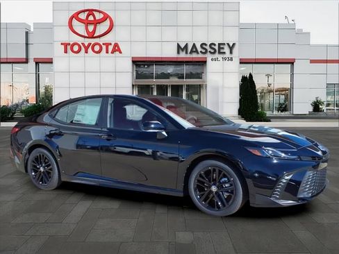 New 2026 Toyota Camry SE image 1