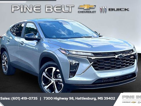 New 2026 Chevrolet Trax RS FWD image 1