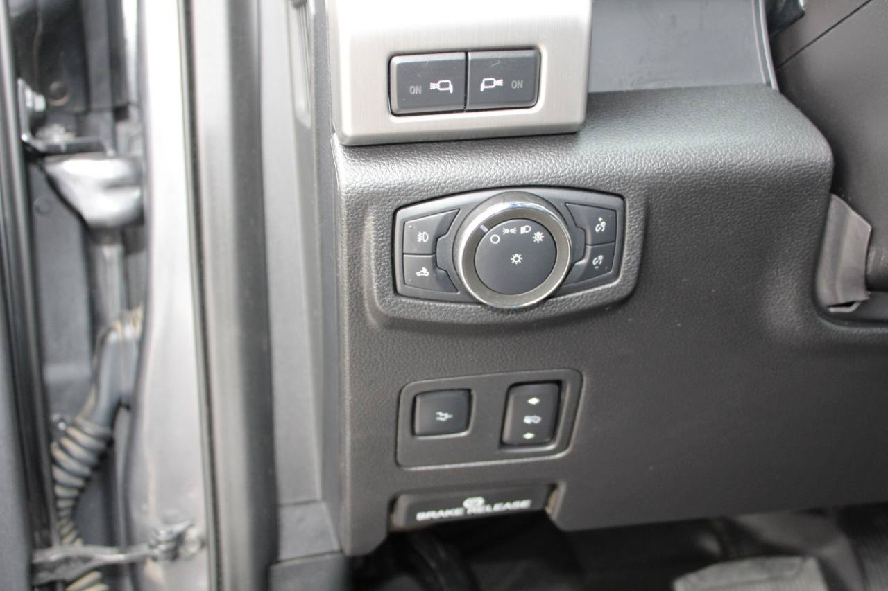 Used 2021 Ford F250 Platinum w/ FX4 Off-Road Package AWD/4WD image 44