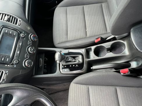 Used 2017 Kia Forte LX w/ LX Popular Package FWD image 26