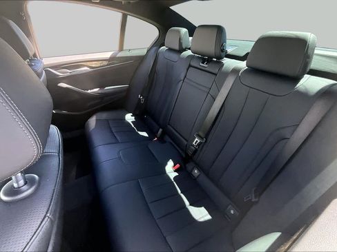 Used 2023 BMW 530i w/ Convenience Package RWD image 19