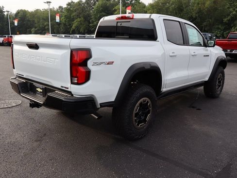 New 2025 Chevrolet Colorado ZR2 w/ Technology Package image 27