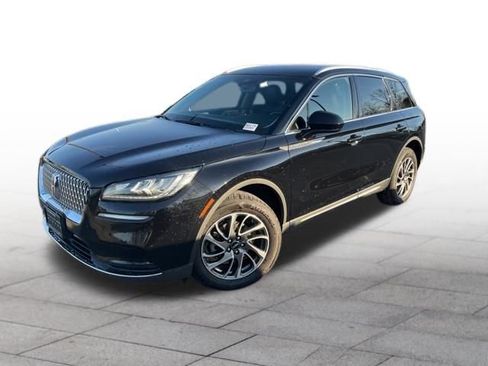 Used 2022 Lincoln Corsair Standard w/ Equipment Group 101A image 3