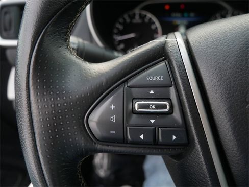 Used 2017 Nissan Maxima 3.5 SV image 37