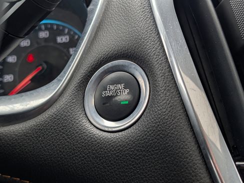 Used 2019 Chevrolet Traverse LT w/ LT Premium Package image 34