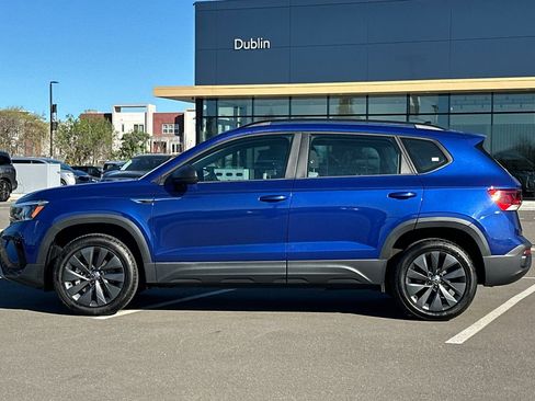 Used 2024 Volkswagen Taos S image 7