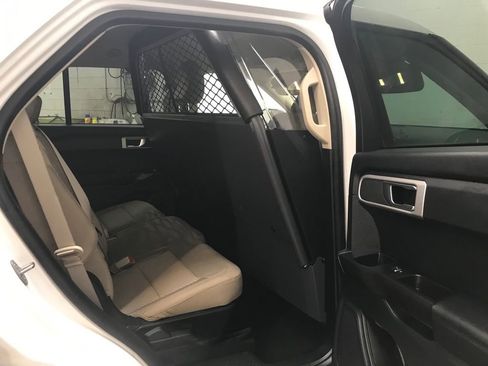 Used 2022 Ford Explorer 4WD image 31