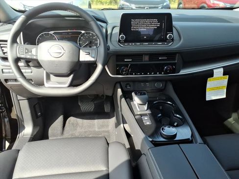 New 2026 Nissan Rogue SV w/ SV Premium Package image 9