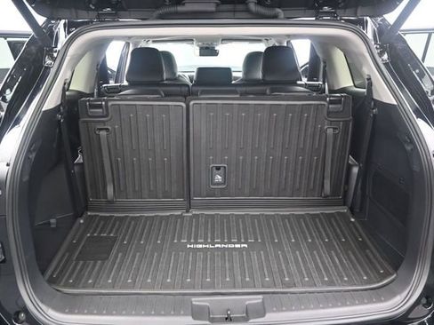 Used 2026 Toyota Highlander XLE AWD/4WD image 15