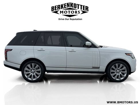 Used 2017 Land Rover Range Rover Supercharged image 2
