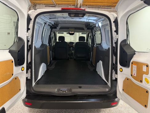 Used 2023 Ford Transit Connect XL FWD image 10