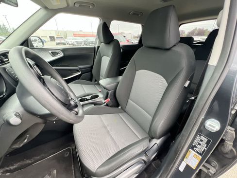 Certified 2024 Kia Soul LX w/ Option Group 015 FWD image 11
