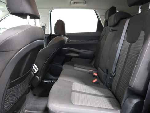 Used 2022 Kia Sorento LX FWD image 25
