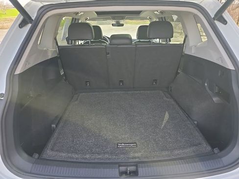 Used 2021 Volkswagen Tiguan SEL image 21