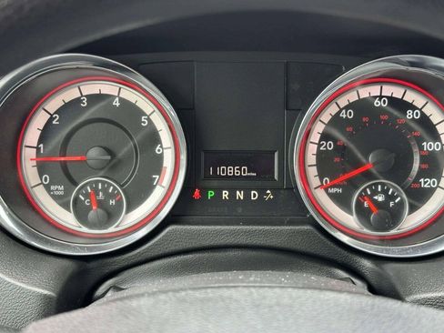 Used 2018 Dodge Grand Caravan SE w/ UConnect Hands-Free Group FWD image 13