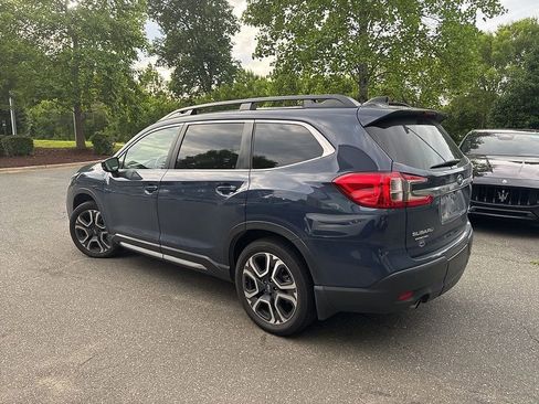 Used 2024 Subaru Ascent Limited w/ Technology Package AWD/4WD image 3