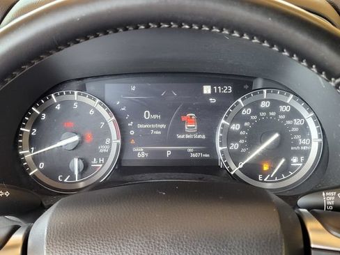 Certified 2021 Toyota Highlander Limited AWD/4WD image 27