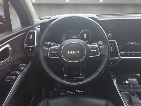 Used 2023 Kia Sorento SX AWD/4WD image 22