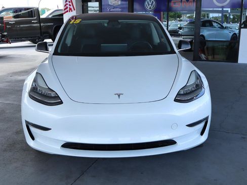 Used 2018 Tesla Model 3 Mid Range RWD image 13
