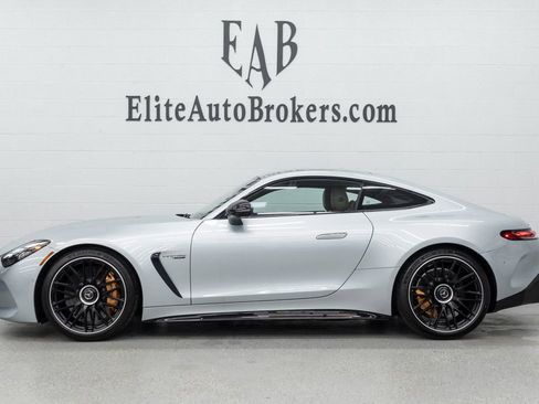 Used 2024 Mercedes-Benz AMG GT 63 image 2