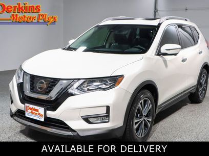 Used 2017 Nissan Rogue SL w/ SL Premium Package