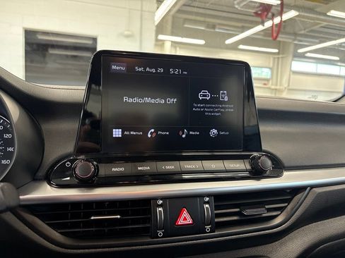 Used 2022 Kia Forte Sedan FWD image 8