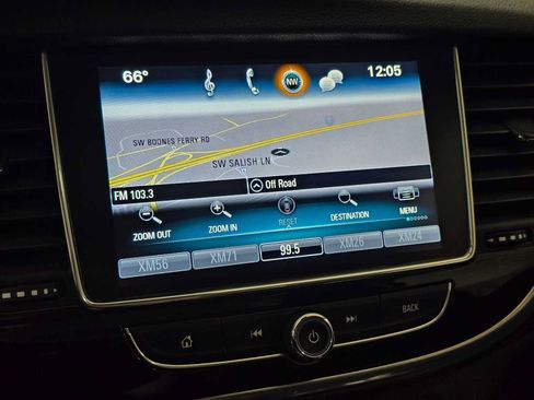 Used 2018 Buick Encore Essence AWD/4WD image 31