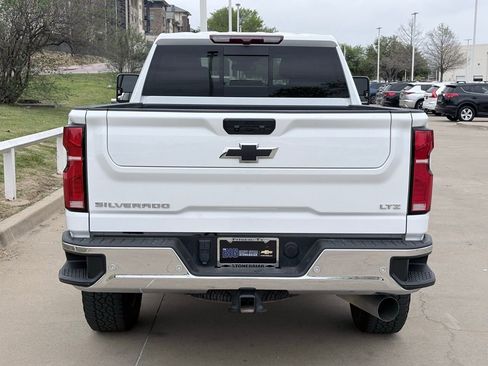 Used 2024 Chevrolet Silverado 2500 LTZ w/ LTZ Texas Edition image 5