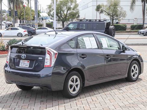 Used 2013 Toyota Prius Two image 8