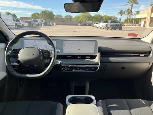 Used 2024 Hyundai Ioniq 5 SEL RWD image 13