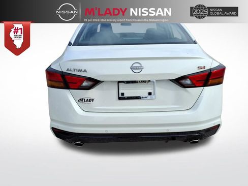 New 2025 Nissan Altima 2.5 SR image 6