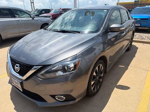 Used 2016 Nissan Sentra SR FWD image 3