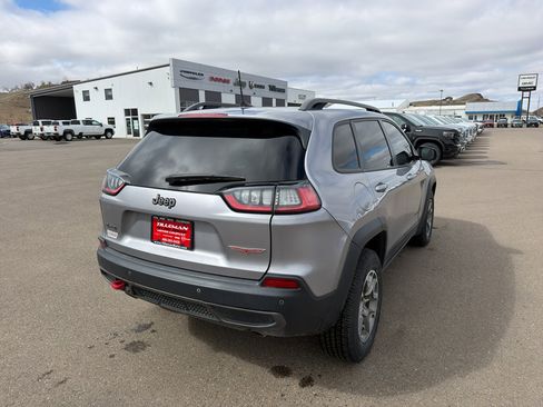 Used 2020 Jeep Cherokee Trailhawk w/ Cold Weather Group image 5