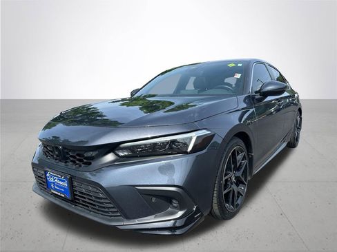 Used 2022 Honda Civic Sport Touring image 2