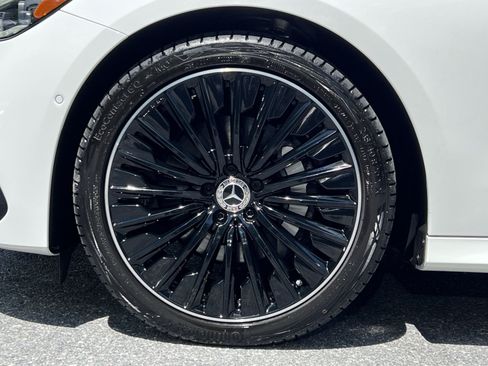 Certified 2024 Mercedes-Benz E 350 4MATIC Sedan image 17