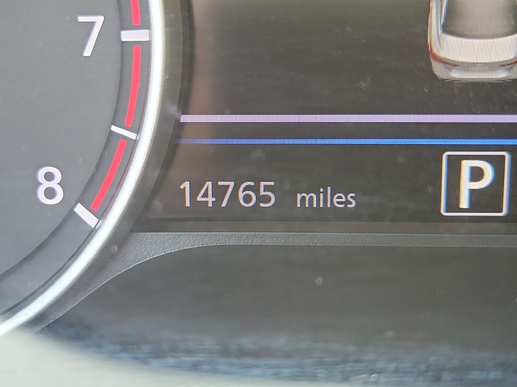 Certified 2025 Nissan Sentra SR FWD image 23