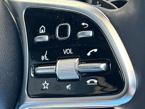 Certified 2022 Mercedes-Benz GLC 300 4MATIC image 31