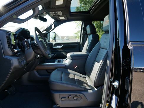 New 2026 Chevrolet Silverado 3500 High Country w/ High Country Premium Package image 11