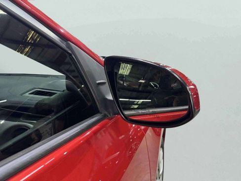 Used 2019 Toyota Corolla LE image 16