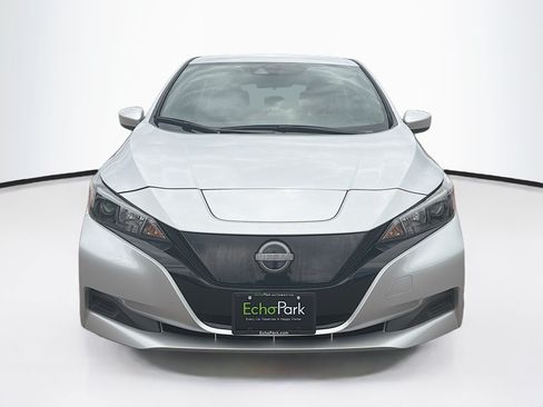 Used 2024 Nissan Leaf S FWD image 2
