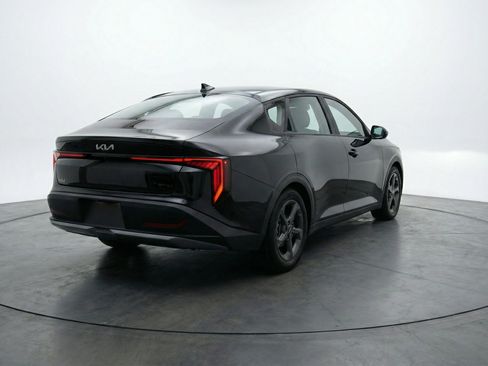 Used 2025 Kia K4 FWD image 9