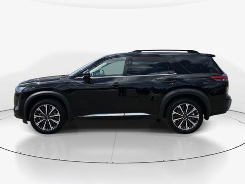 New 2026 Nissan Pathfinder Platinum w/ Accent Package FWD image 9