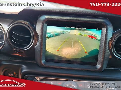 Used 2023 Jeep Wrangler Unlimited Sport AWD/4WD image 10