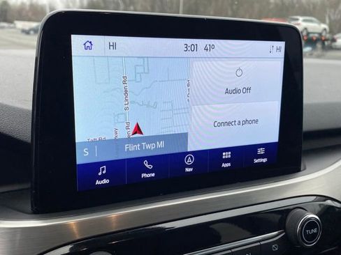 Used 2022 Ford Escape Titanium image 11