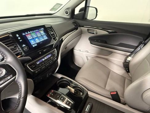 Used 2022 Honda Pilot Touring image 26