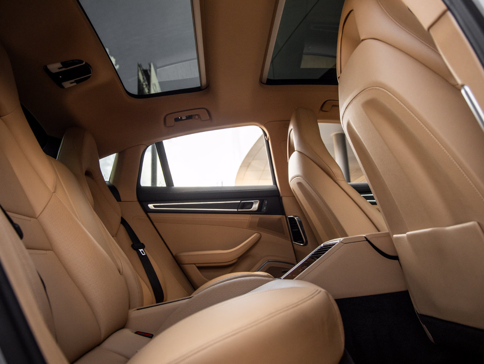 Certified 2023 Porsche Panamera Platinum Edition RWD image 41