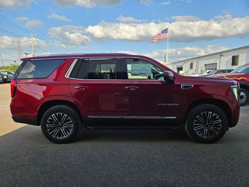 New 2026 GMC Yukon Elevation w/ Elevation Premium Package AWD/4WD image 7