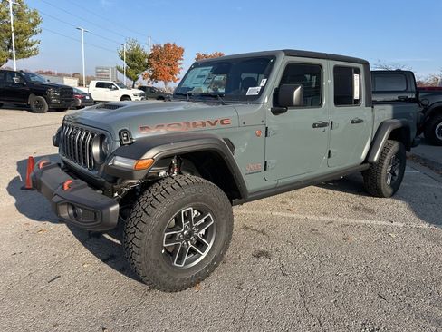 New 2026 Jeep Gladiator Mojave w/ Safety Group image 12
