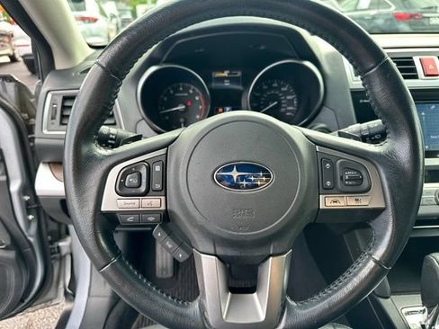 Used 2016 Subaru Outback 2.5i Limited AWD/4WD image 16